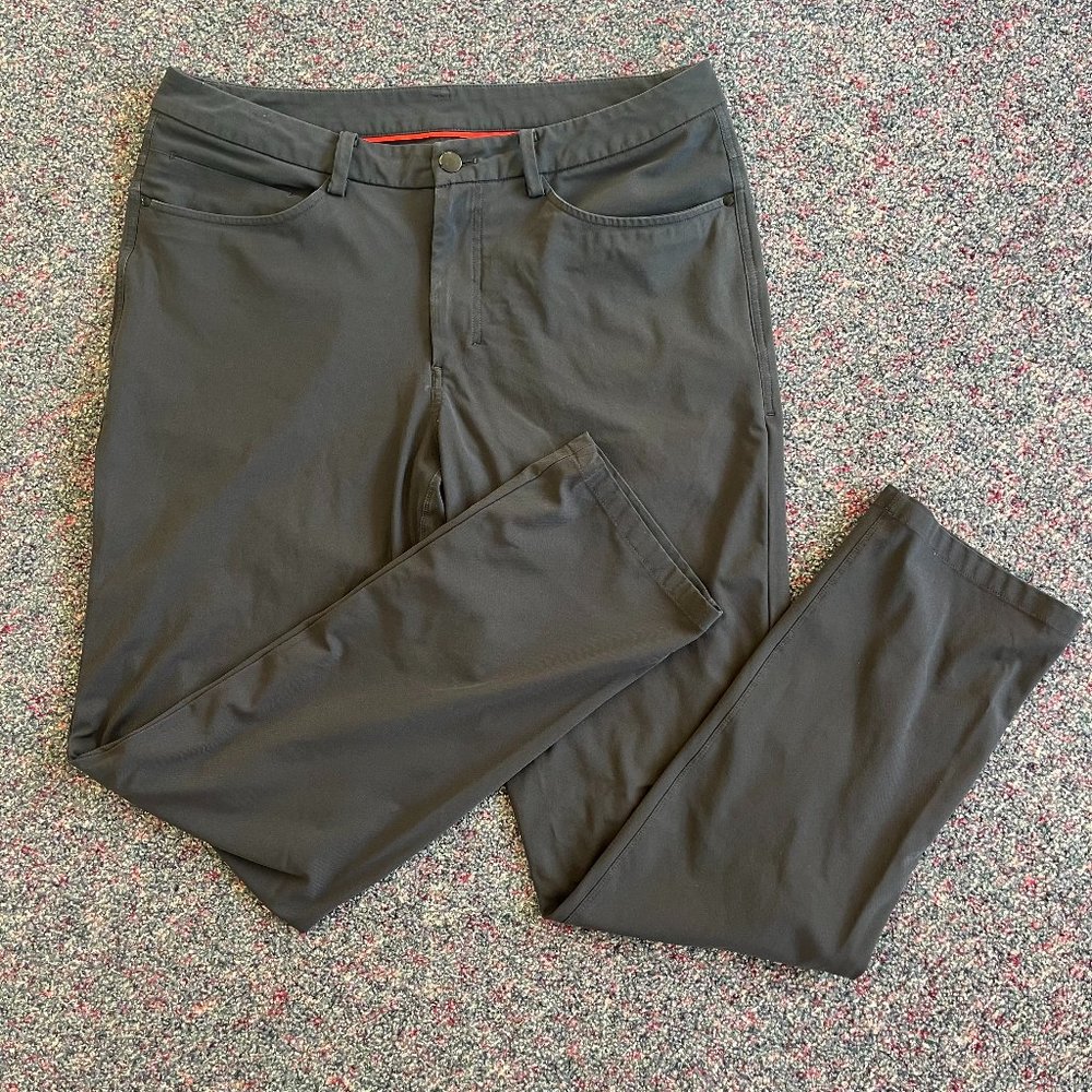Lululemon ABC Pants Classic - 33 x 32 inseam